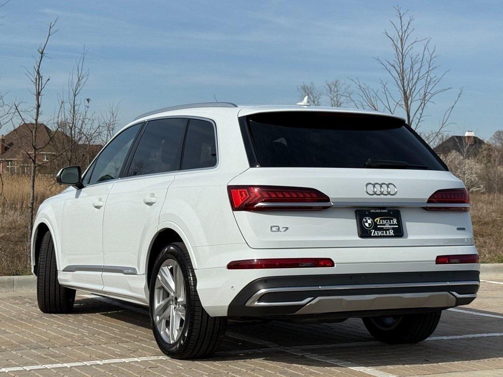 used 2022 Audi Q7 car, priced at $43,232