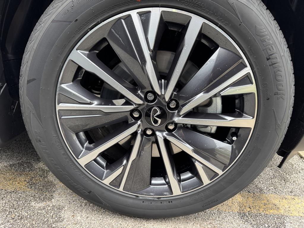 new 2026 INFINITI QX60 car, priced at $58,731