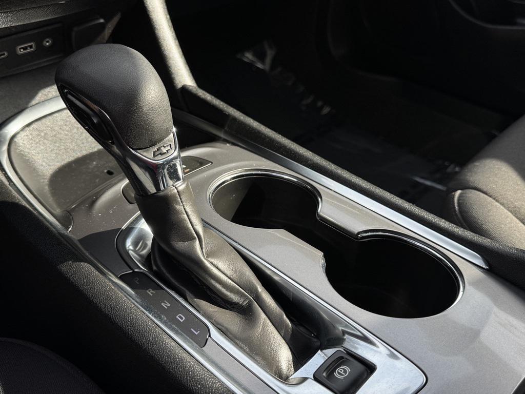 used 2024 Chevrolet Malibu car, priced at $19,899