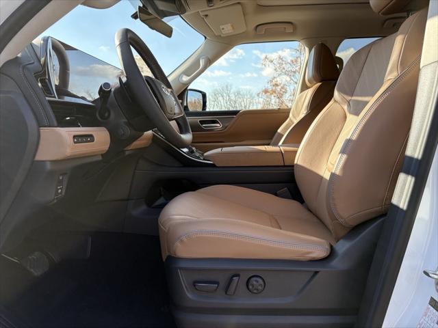 new 2025 INFINITI QX80 car, priced at $94,797