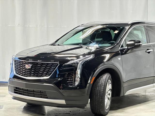 used 2023 Cadillac XT4 car, priced at $29,400