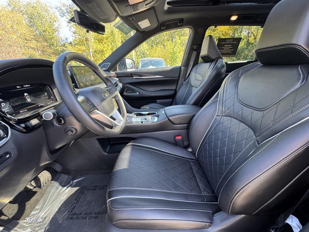 used 2025 INFINITI QX60 car, priced at $56,532