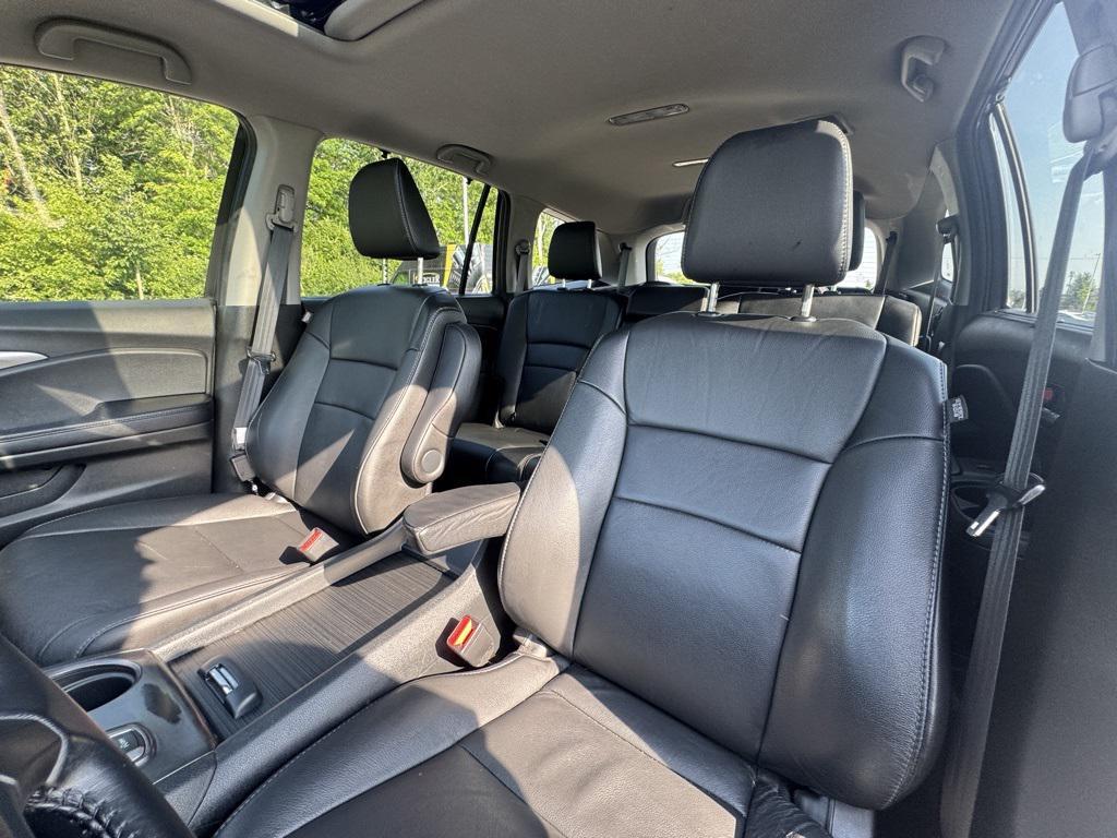 used 2022 Honda Pilot car, priced at $30,826