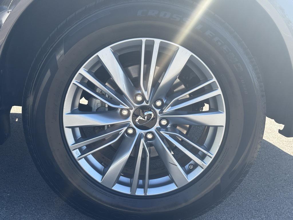 used 2024 INFINITI QX80 car, priced at $40,899