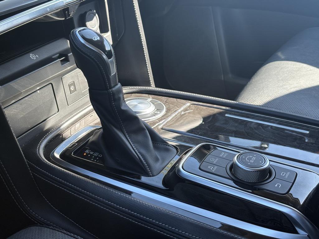 used 2024 INFINITI QX80 car, priced at $40,899