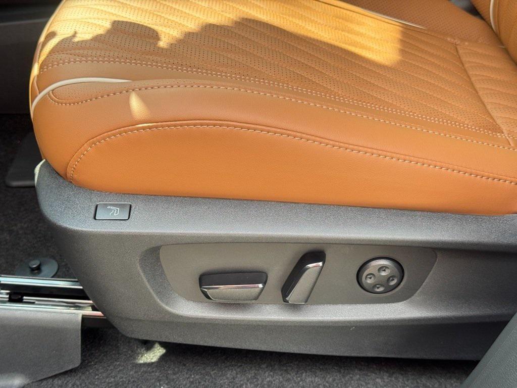 new 2026 INFINITI QX60 car, priced at $67,456