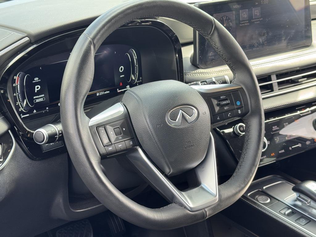 used 2025 INFINITI QX60 car, priced at $49,500