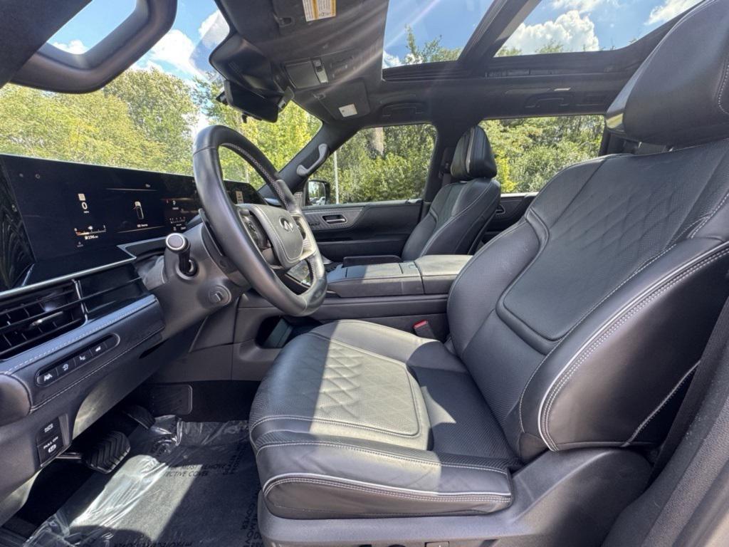 used 2025 INFINITI QX80 car, priced at $82,929