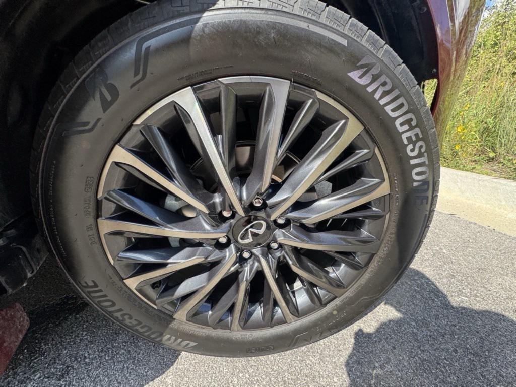 used 2025 INFINITI QX80 car, priced at $82,929