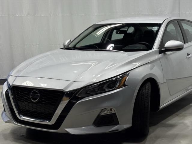 used 2022 Nissan Altima car, priced at $18,200