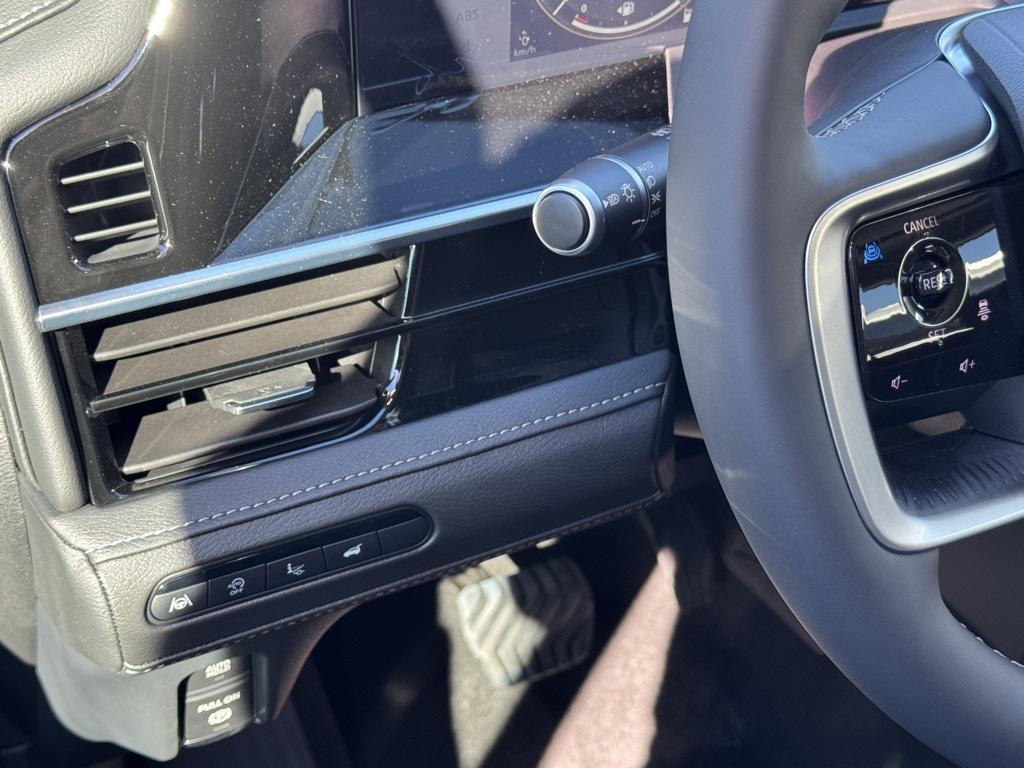 new 2026 INFINITI QX80 car, priced at $85,971