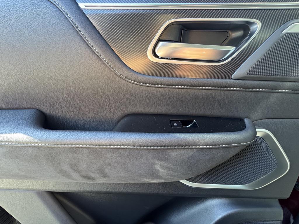 new 2026 INFINITI QX80 car, priced at $85,971