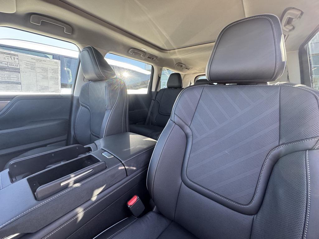 new 2026 INFINITI QX80 car, priced at $85,971