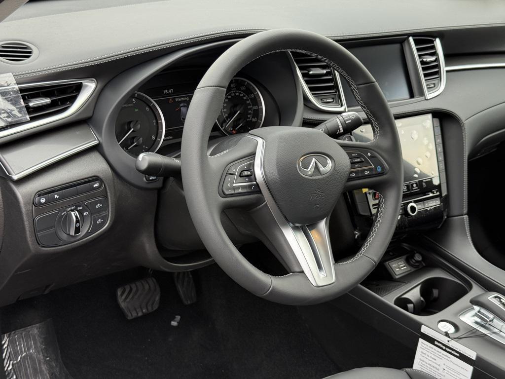 new 2025 INFINITI QX50 car, priced at $35,172