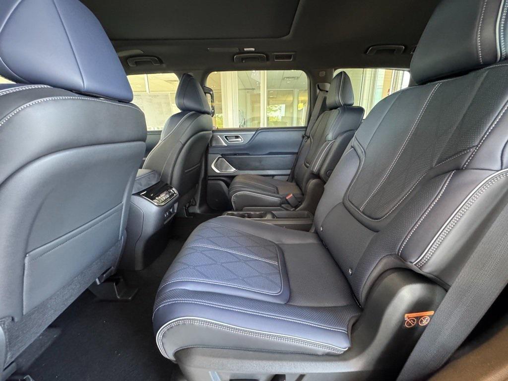 new 2026 INFINITI QX80 car, priced at $101,422
