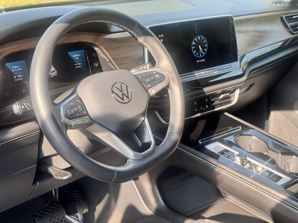used 2024 Volkswagen Atlas car, priced at $26,599