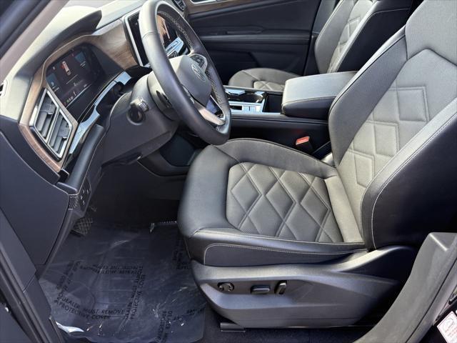 used 2024 Volkswagen Atlas car, priced at $34,750