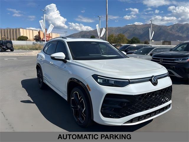 new 2025 Volkswagen Tiguan car, priced at $43,677