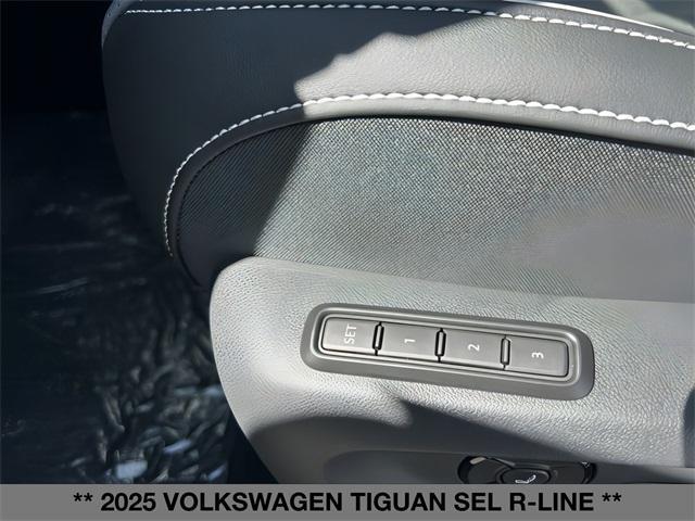 new 2025 Volkswagen Tiguan car, priced at $43,677