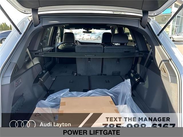 new 2025 Audi Q7 car