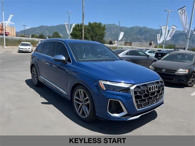 new 2025 Audi SQ7 car