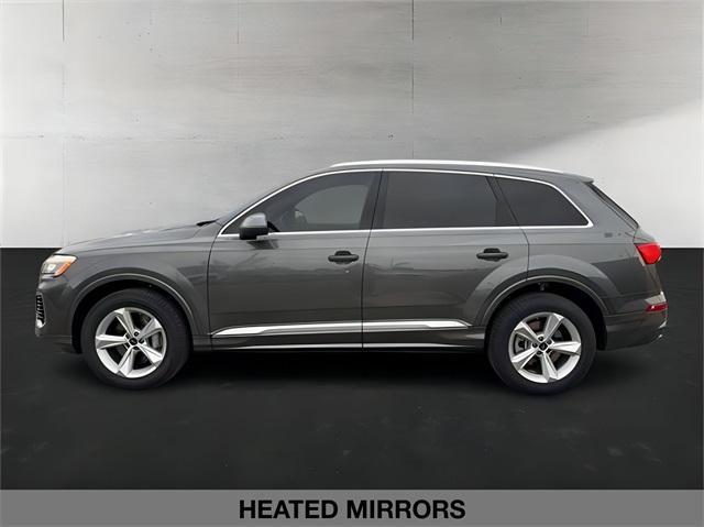 new 2025 Audi Q7 car, priced at $68,555