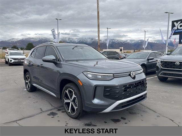 new 2025 Volkswagen Tiguan car, priced at $37,882