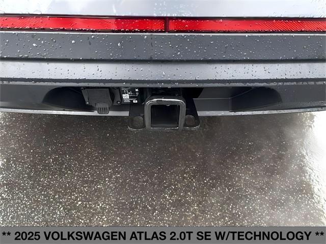 new 2025 Volkswagen Atlas car, priced at $44,990