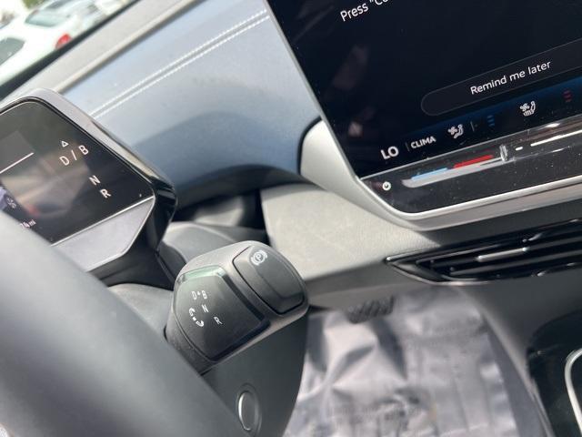 new 2025 Volkswagen ID.4 car, priced at $57,295
