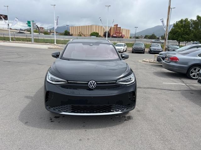 new 2025 Volkswagen ID.4 car, priced at $57,295