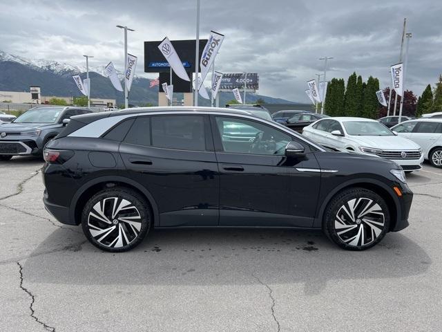 new 2025 Volkswagen ID.4 car, priced at $57,295