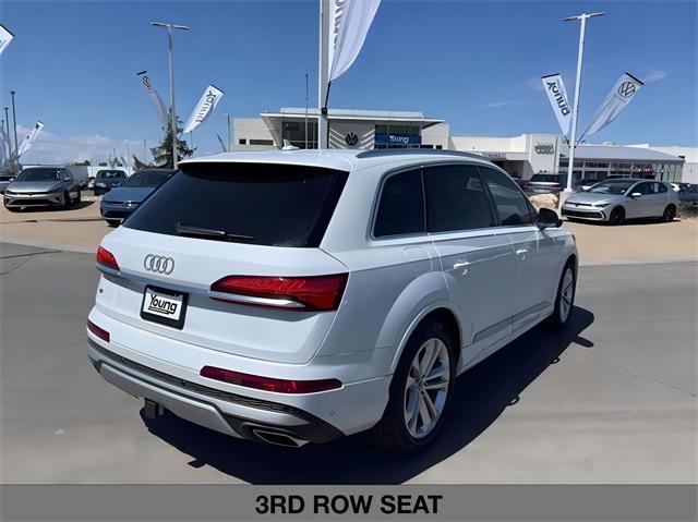 new 2025 Audi Q7 car, priced at $83,405