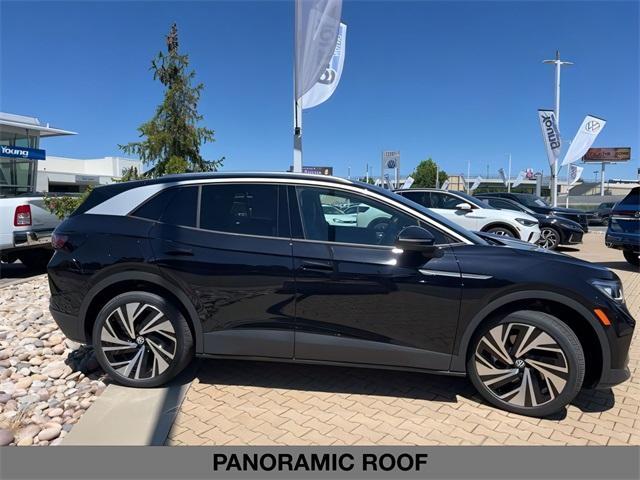 new 2025 Volkswagen ID.4 car, priced at $57,295