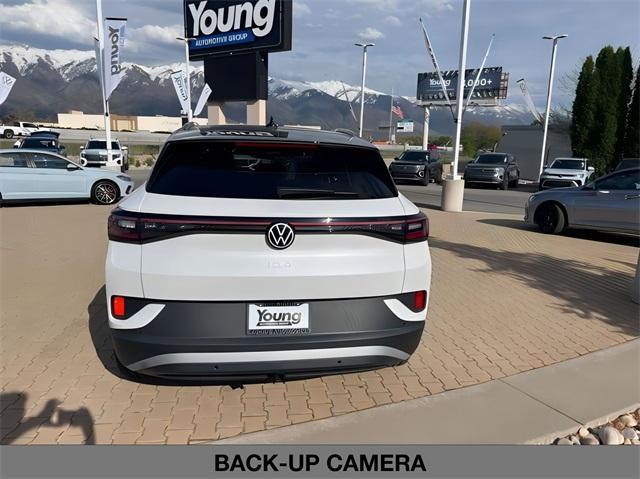 new 2025 Volkswagen ID.4 car, priced at $60,491