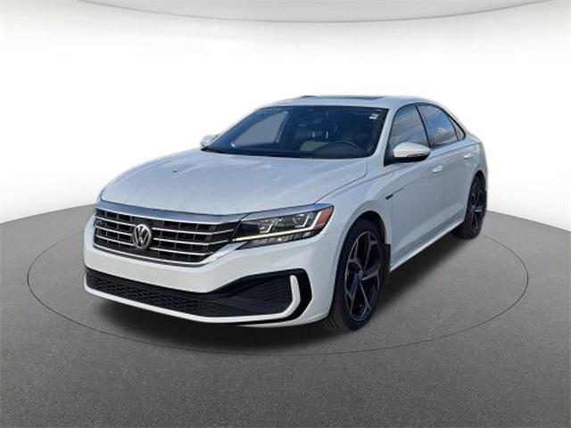 used 2022 Volkswagen Passat car, priced at $21,999