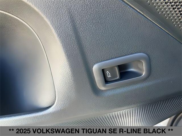 new 2025 Volkswagen Tiguan car, priced at $40,459