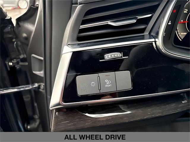 new 2025 Audi Q7 car, priced at $65,500