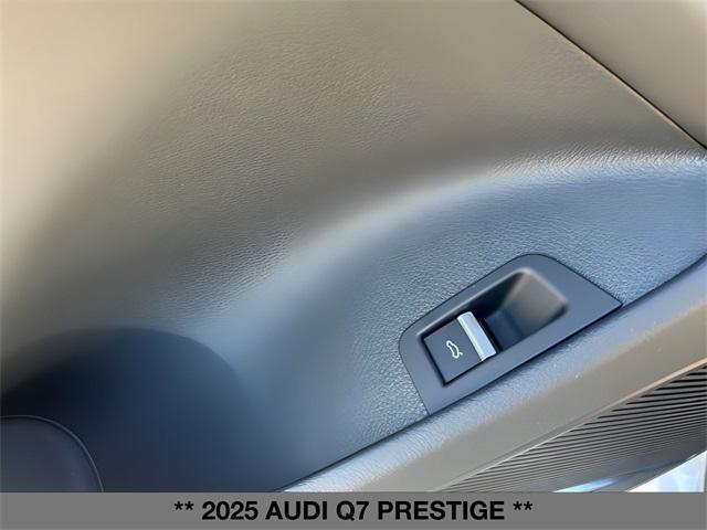 new 2025 Audi Q7 car, priced at $81,835