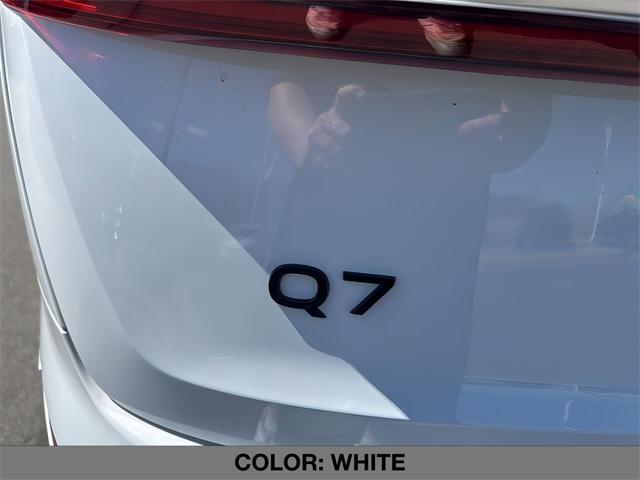 new 2025 Audi Q7 car, priced at $81,835