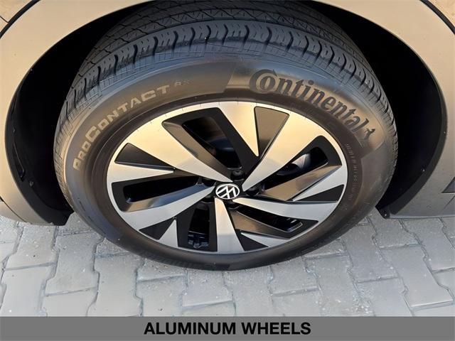 used 2023 Volkswagen ID.4 car, priced at $19,998