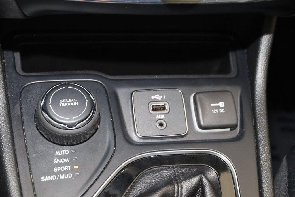 used 2019 Jeep Cherokee car, priced at $15,750
