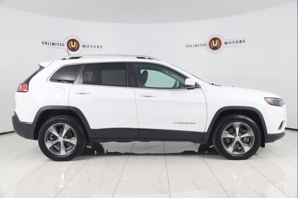 used 2019 Jeep Cherokee car, priced at $15,750