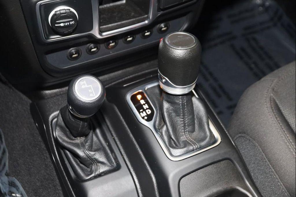 used 2023 Jeep Gladiator car, priced at $31,422