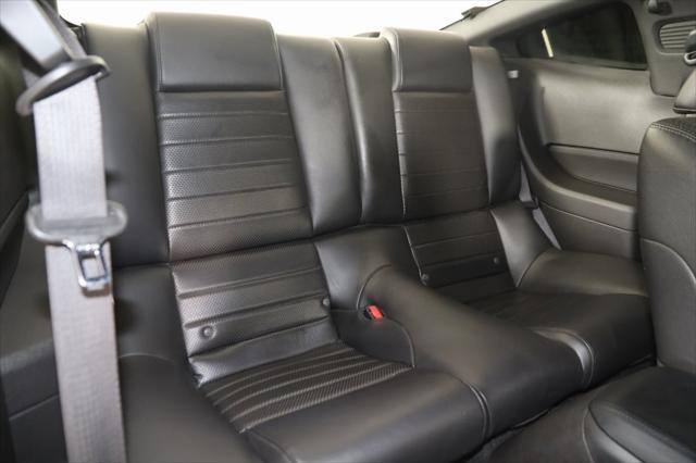 used 2009 Ford Mustang car
