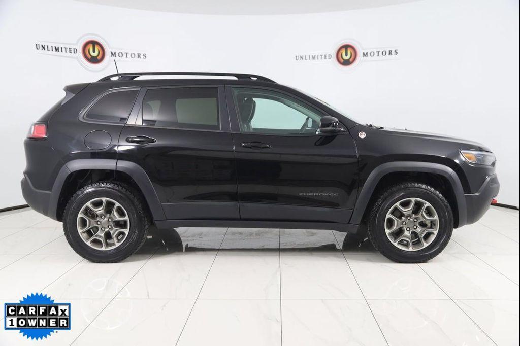 used 2022 Jeep Cherokee car, priced at $27,995