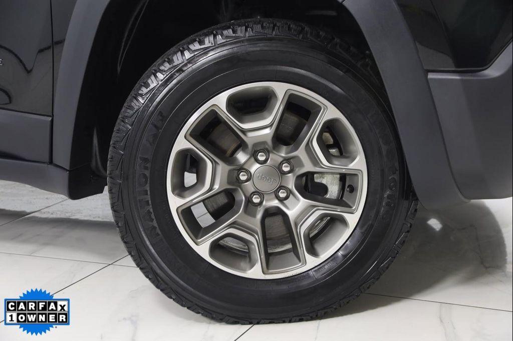 used 2022 Jeep Cherokee car, priced at $27,995