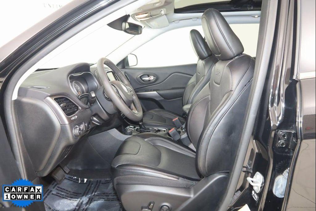 used 2022 Jeep Cherokee car, priced at $27,995