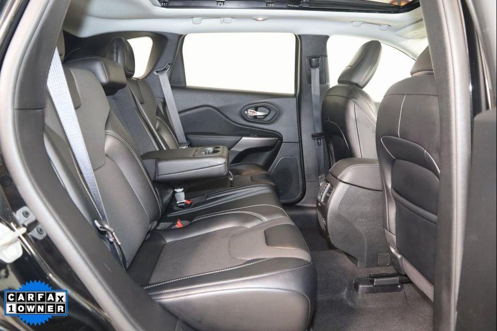 used 2022 Jeep Cherokee car, priced at $27,995