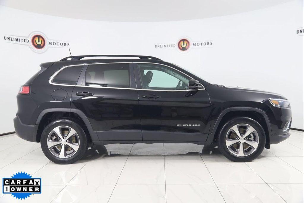 used 2022 Jeep Cherokee car, priced at $27,995