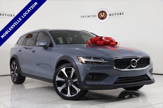 used 2022 Volvo V60 Cross Country car, priced at $35,990